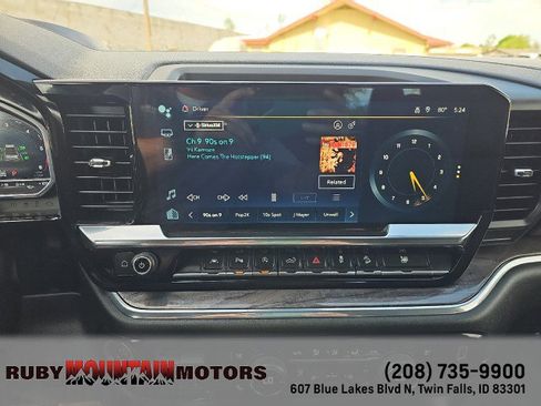 Used 2024 Chevrolet Silverado 1500 LTZ w/ Technology Package AWD/4WD image 21