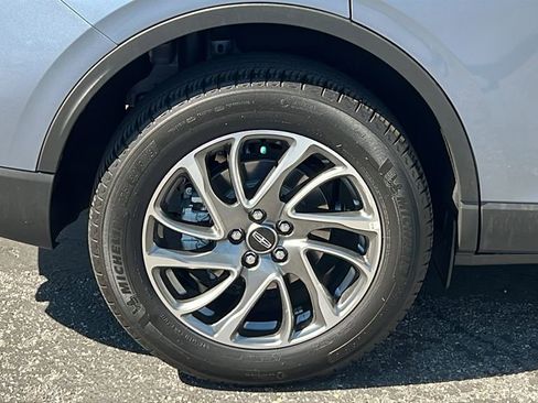 Certified 2022 Lincoln Corsair FWD w/ Equipment Group 101A image 9