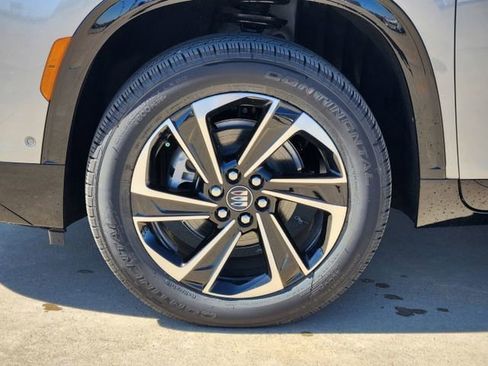 New 2025 Buick Enclave Sport Touring w/ Super Cruise Package image 16