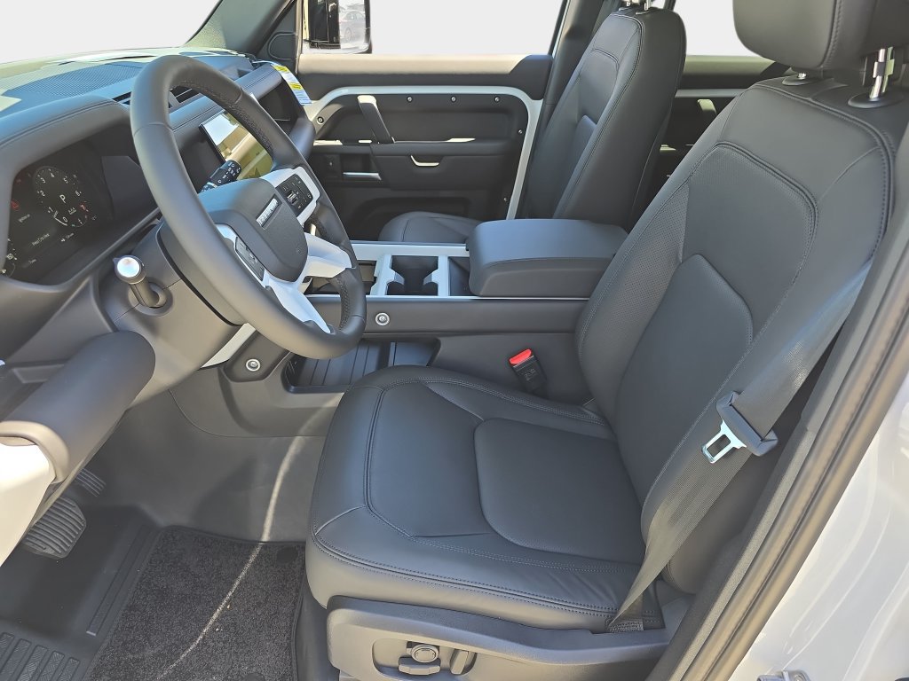 New 2026 Land Rover Defender 110 S AWD/4WD image 15