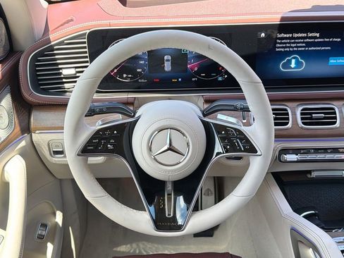 Used 2026 Mercedes-Benz Maybach GLS 600 4MATIC image 8