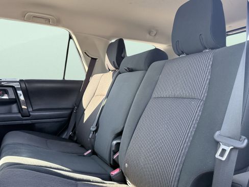 Used 2022 Toyota 4Runner TRD Off-Road image 41