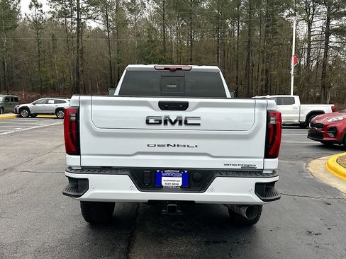 New 2026 GMC Sierra 2500 Denali Ultimate AWD/4WD image 15