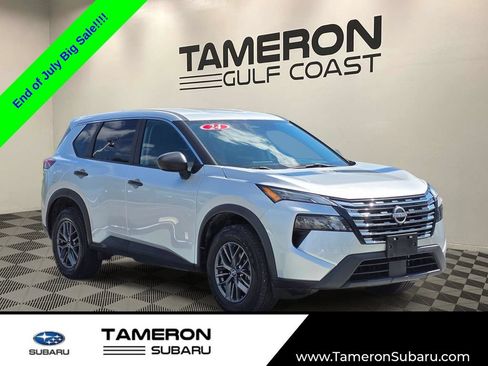 Used 2024 Nissan Rogue S FWD image 1