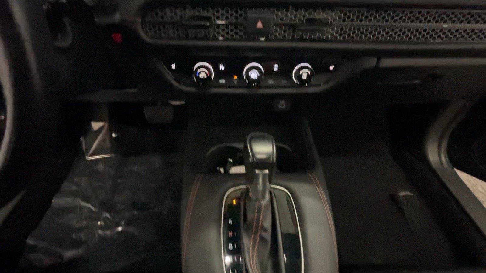 Certified 2024 Honda HR-V Sport image 37