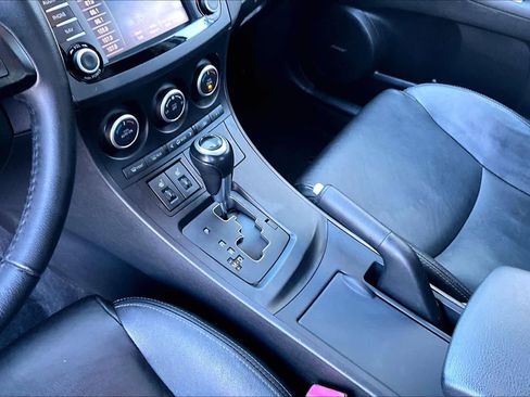 Used 2013 MAZDA MAZDA3 i Grand Touring image 16