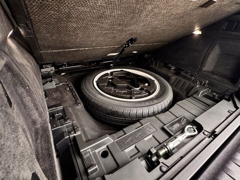 Used 2024 BMW X5 M60i image 29