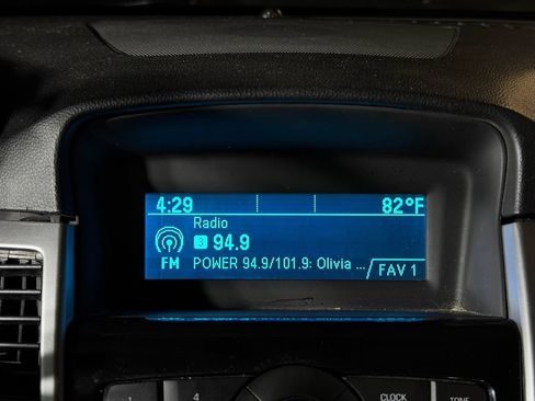 Used 2016 Chevrolet Cruze L FWD image 13