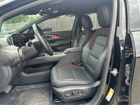 Used 2024 Chevrolet Equinox EV RS FWD image 7