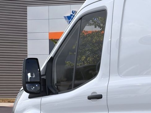 New 2026 Ford Transit 250 148 Medium Roof RWD image 20
