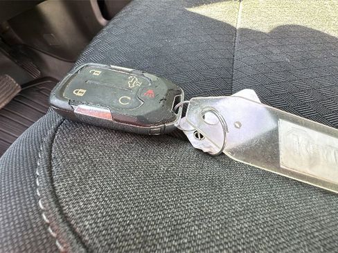 Used 2022 GMC Sierra 1500 Elevation image 50