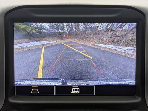 Used 2022 GMC Sierra 1500 Elevation w/ Preferred Package image 21