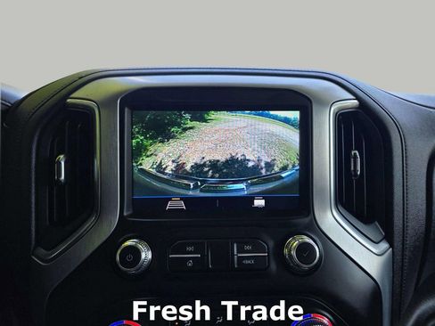 Used 2022 GMC Sierra 2500 SLE w/ SLE Value Package; AWD/4WD image 13