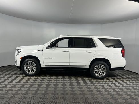 Used 2024 GMC Yukon Denali image 9