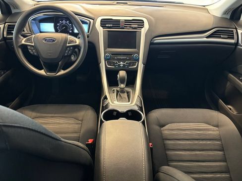 Used 2016 Ford Fusion SE FWD image 27