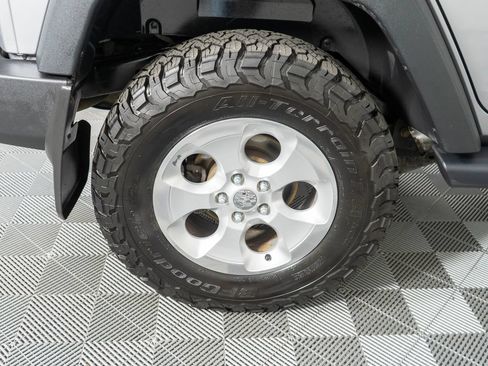 Used 2017 Jeep Wrangler Unlimited Sport w/ Quick Order Package 24S AWD/4WD image 29
