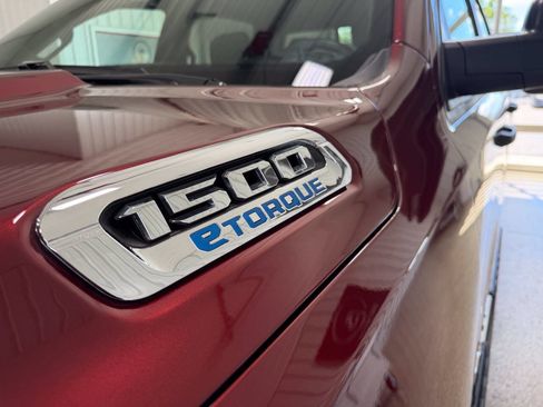 Used 2024 RAM 1500 Big Horn AWD/4WD image 12