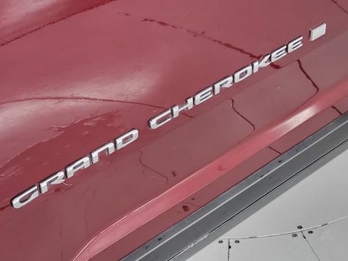 Used 2021 Jeep Grand Cherokee L Limited AWD/4WD image 13