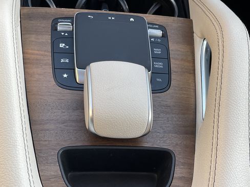 Certified 2024 Mercedes-Benz GLE 350 4MATIC image 34