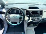 Used 2013 Toyota Sienna SE image 6