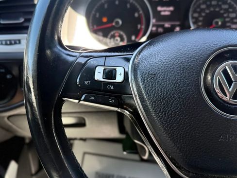 Used 2015 Volkswagen Golf S FWD image 13