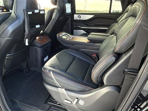 New 2025 Lincoln Navigator L Black Label image 22