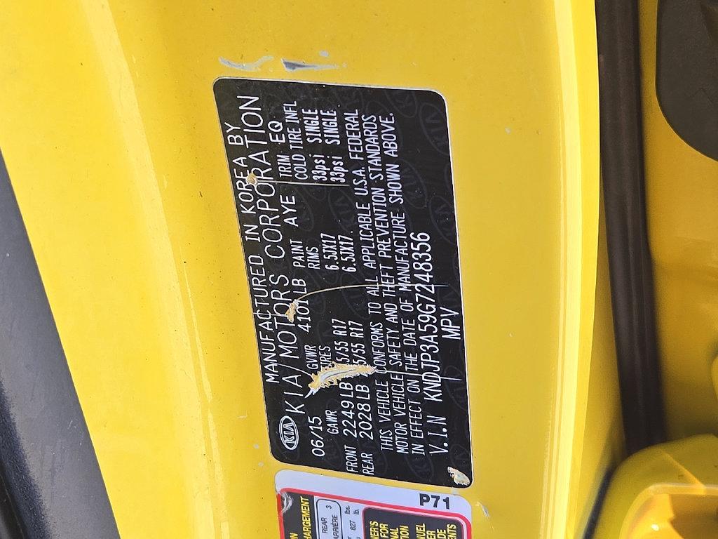 Used 2016 Kia Soul + FWD image 28