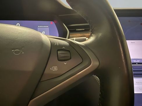 Used 2018 Tesla Model X 100D AWD/4WD image 18