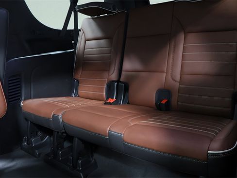 Used 2023 GMC Yukon XL Denali Ultimate image 27