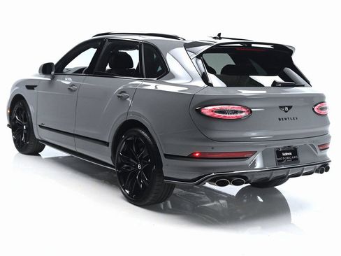 New 2026 Bentley Bentayga Speed image 4