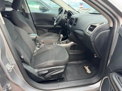 Used 2019 Jeep Compass Sport FWD image 19