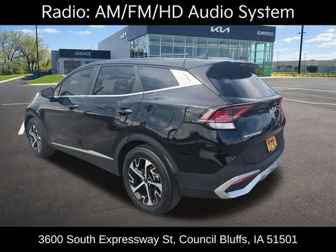 Used 2025 Kia Sportage EX FWD image 9