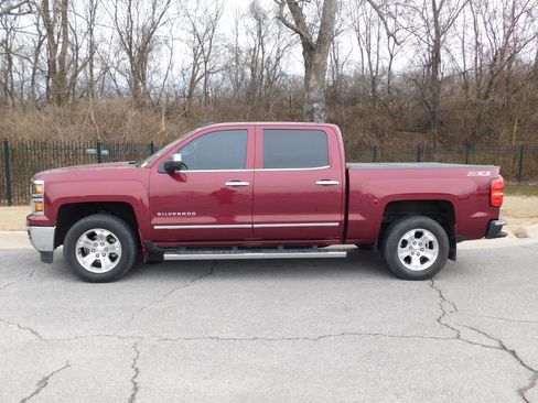 Used 2015 Chevrolet Silverado 1500 LTZ Z71 w/ LTZ Plus Package image 2