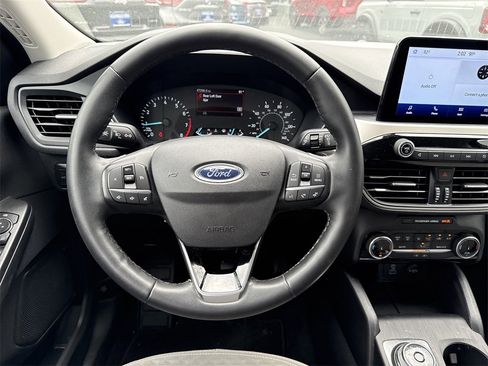 Used 2022 Ford Escape SE w/ Convenience Package image 11