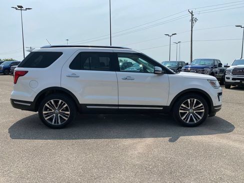 Used 2018 Ford Explorer Platinum AWD/4WD image 7