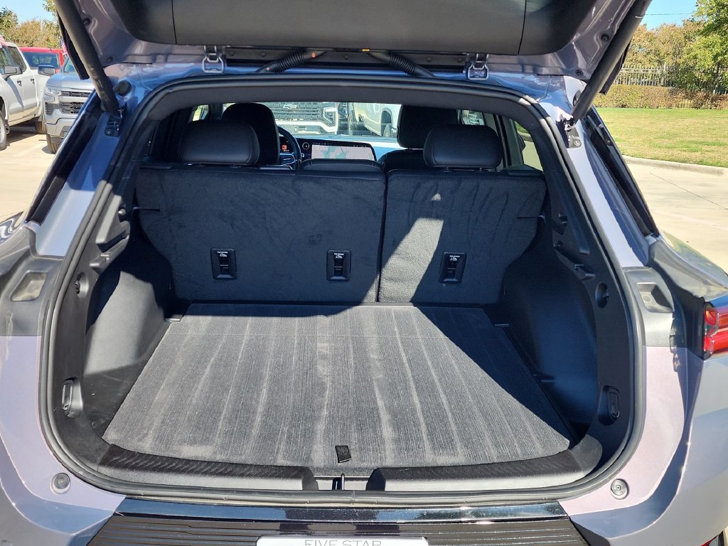 Used 2024 Chevrolet Equinox EV LT FWD image 23