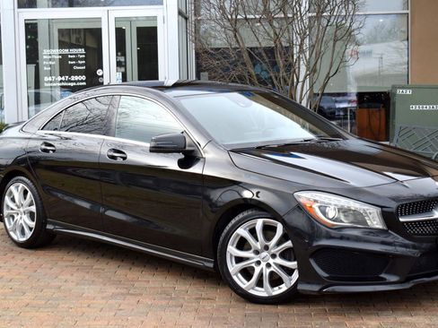 Used 2014 Mercedes-Benz CLA 250 4MATIC image 3
