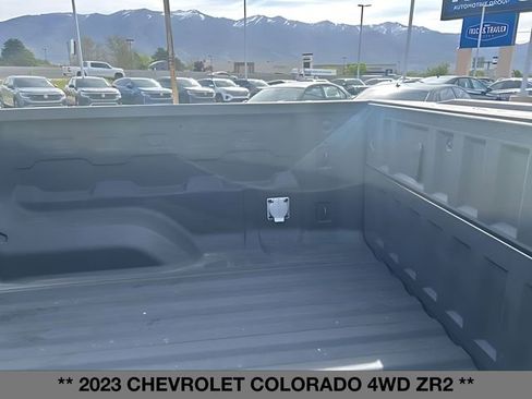 Used 2023 Chevrolet Colorado ZR2 w/ ZR2 Convenience Package III AWD/4WD image 19