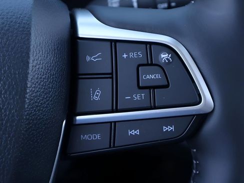 New 2026 Toyota Highlander Limited image 23