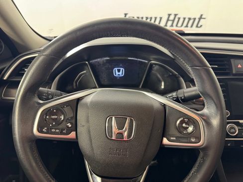 Used 2019 Honda Civic EX image 16