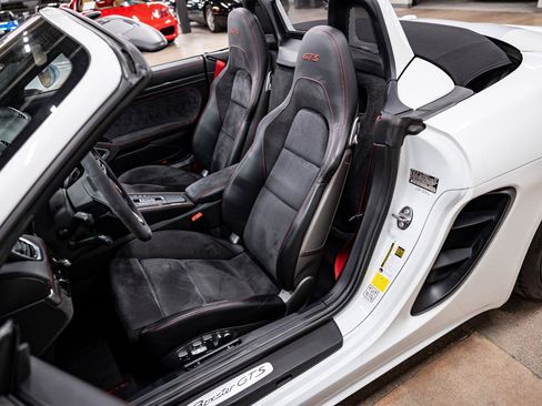 Used 2018 Porsche 718 Boxster GTS RWD image 10