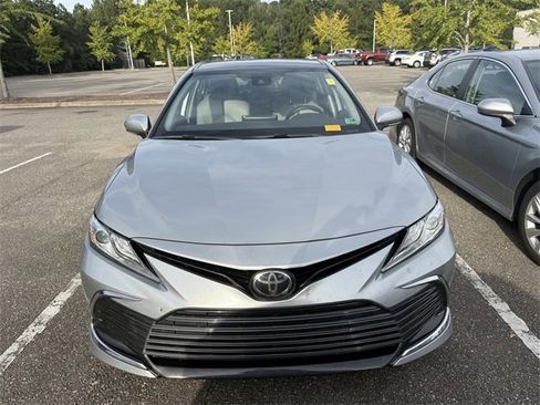 Used 2023 Toyota Camry XLE image 31