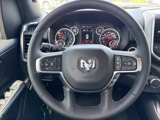 Used 2025 RAM 1500 Big Horn AWD/4WD image 14