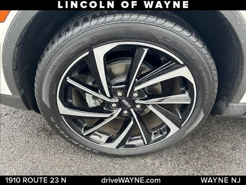 Certified 2023 Lincoln Corsair Reserve FWD image 26