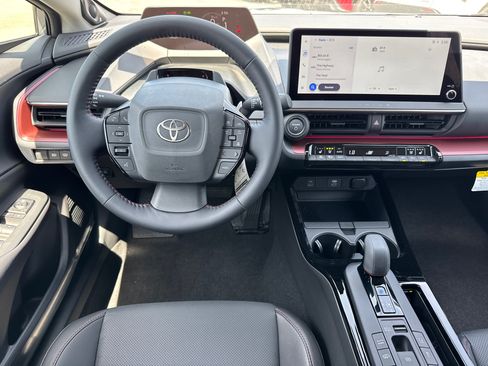 New 2026 Toyota Prius Plug-In Hybrid FWD image 21