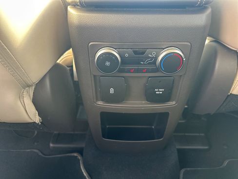 Used 2021 Ford Explorer Platinum w/ Equipment Group 601A image 17