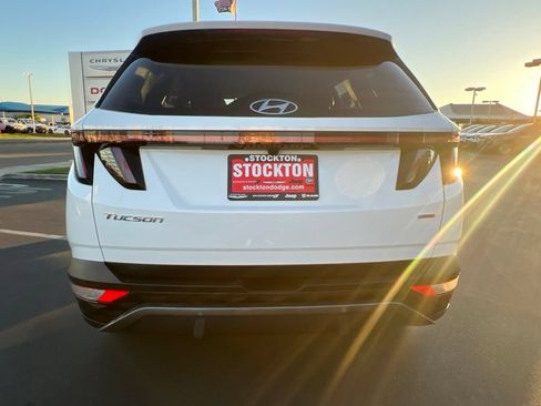 Used 2023 Hyundai Tucson Limited w/ Cargo Package AWD/4WD image 17