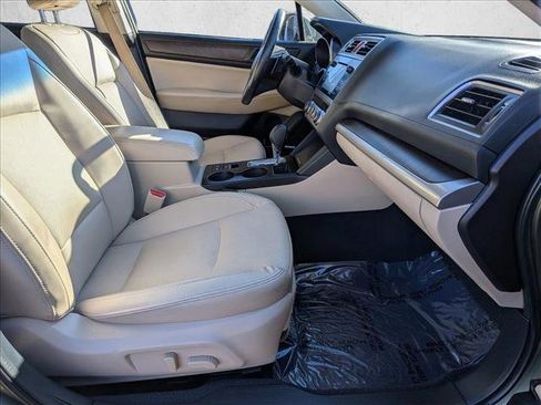 Used 2017 Subaru Outback 2.5i Limited image 22