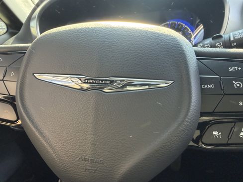 New 2026 Chrysler Pacifica Limited w/ S Appearance Package image 35