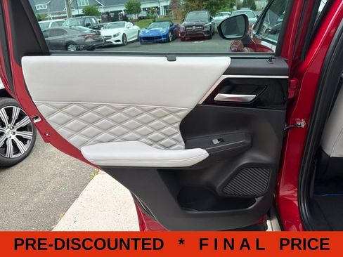 Used 2023 Mitsubishi Outlander SEL AWD/4WD image 47